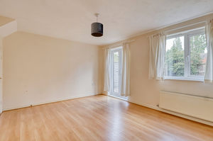 Lounge- click for photo gallery